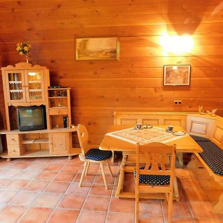 Blockhaus-Ferienpark Eisenschmitt Екстер'єр фото